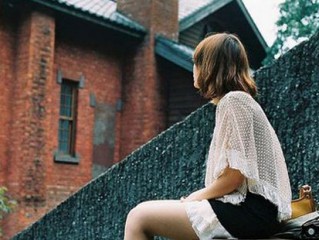 淡然的伤感QQ个性签名女生最新 把最好是时光匆匆遗忘