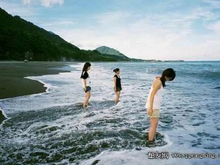 女生签名: 每顿饭不跟闺蜜抢肉吃心里就特别不是滋味-女生签名