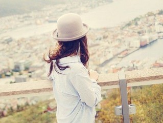 犀利搞笑的qq个性签名设计 我身上只有汗味没有女人味