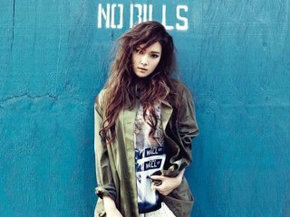 伤感个性女生qq签名大全_爱只是一个名词谁也不能真正拥有