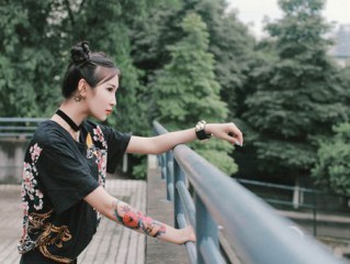 伤感的繁体字个性签名 qq个性签名繁体字难过的
