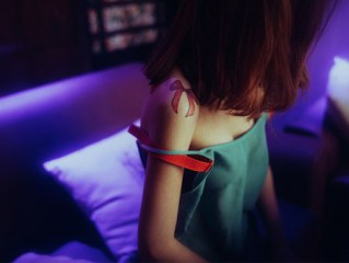 超拽签名女生霸气十足的 把我看透你会对我失去所有兴趣