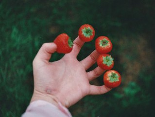 心情不好的烦躁qq个性签名 你不爱我我不爱你如你所愿皆大欢喜