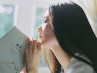 伤感心痛的个性签名大全合辑 思念像关不上的门
