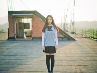 卑微的伤感个性签名女生说说 我不奢求你对我有多好