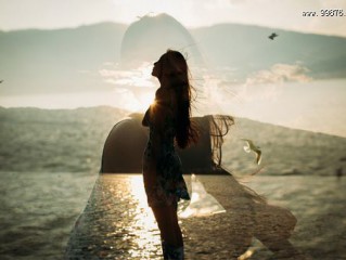 励志英文qq个性签名带翻译 Sometimes it is now or never