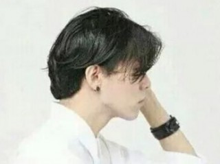 qq超拽个性签名男生经典 唯独对你想给你宠爱