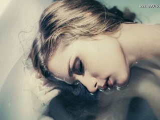 超好听的英文短语带翻译的 The person I no love