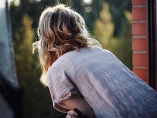 分手后的伤感个性签名带回忆 分手后你心痛吗