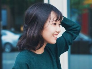 心情忧伤的无所谓的qq个签设计 把我的真心给你你却扔了