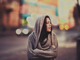 非主流经典伤感个性签名大全 爱情的伤比想象中还难