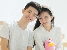 甜蜜幸福签名暖心个性签名 手拉手一起走