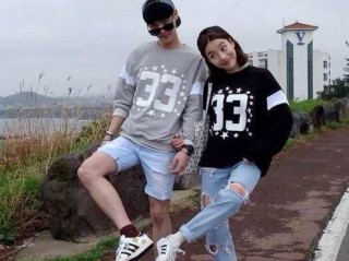 微信情侣签名一对:做我的时光爱人长伴我不走好吗