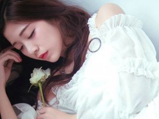 关于爱情带有游戏的网络个性签名大全 相爱变成猜忌